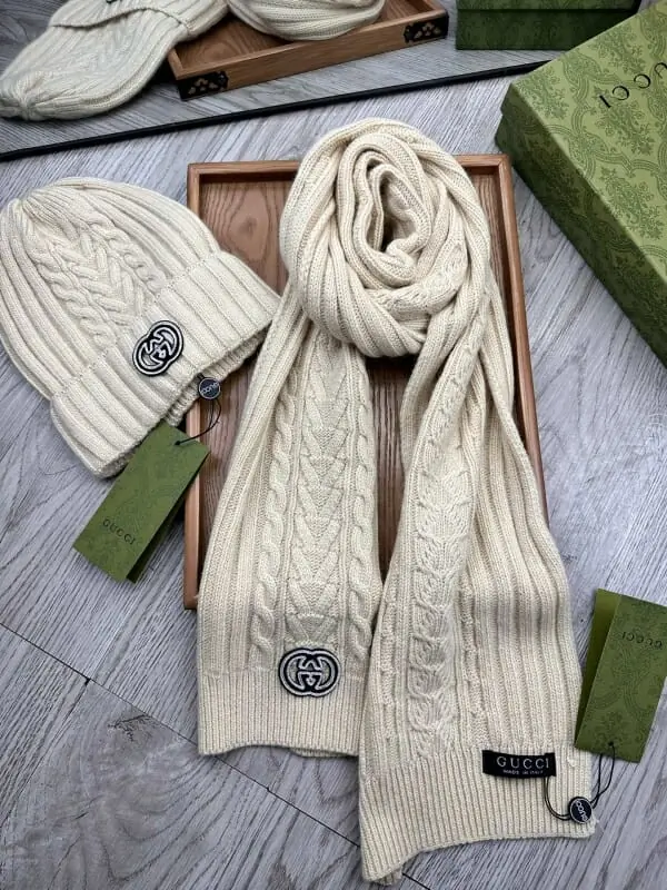 gucci hat and echapres  set s_12554371